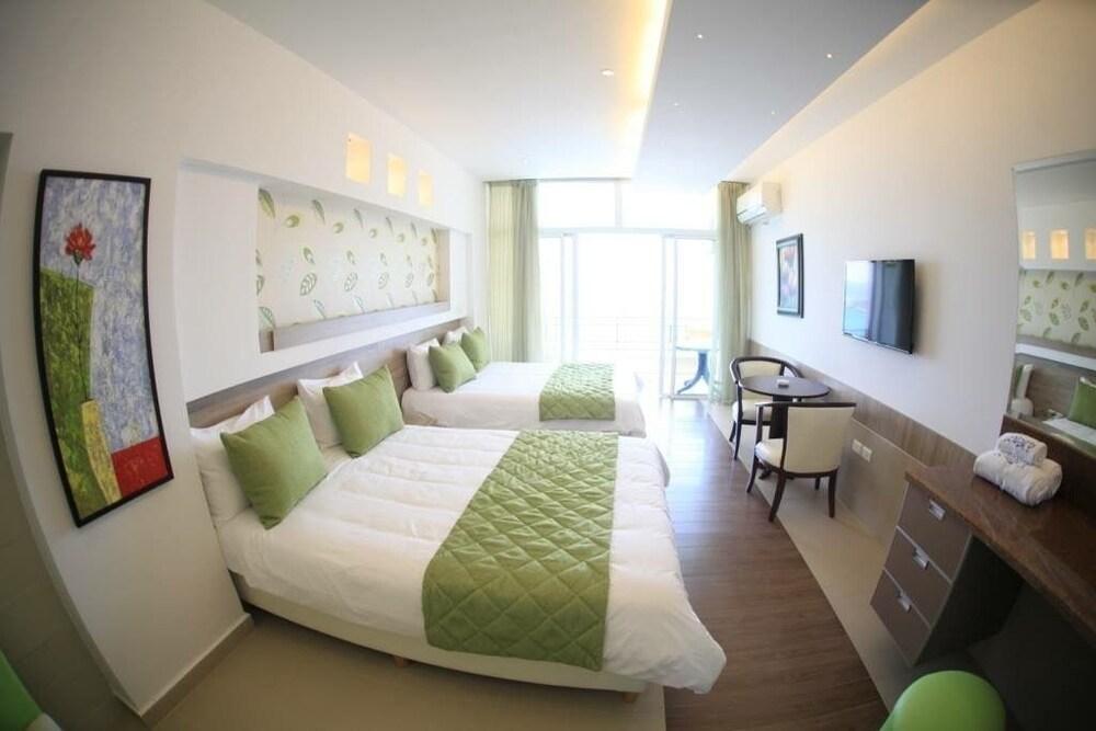Sawary Beach Hotel Batroun Extérieur photo